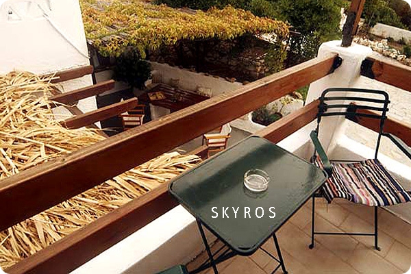 vacanze e soggiorni a SYROS SKIROS SCIRO sporadi isole greche
