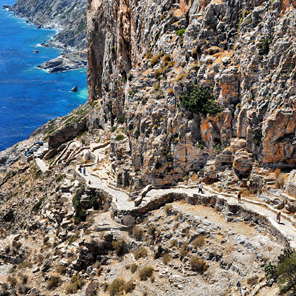 vacanze soggiorni a AMORGOS ville private in affitto case indipendenti sul mare appartamenti sulla spiaggia bungalow monolocali bilocali